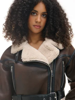 Cropp Kożuszki, Futerka|Kurtki, Płaszcze*Brązowa kurtka z imitacji skóry brązowy