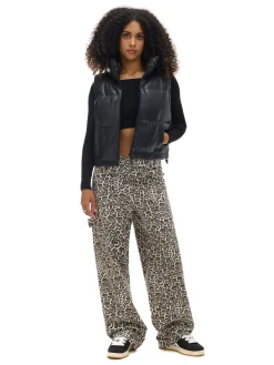 Cropp Kurtki, Płaszcze*Czarna kamizelka z efektem skóry czarny