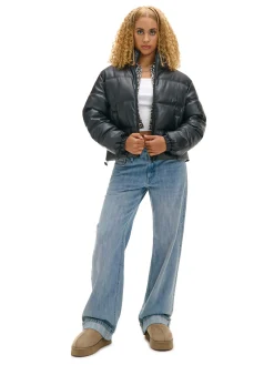 Cropp Kurtki, Płaszcze*Czarna kurtka puffer z efektem skóry czarny