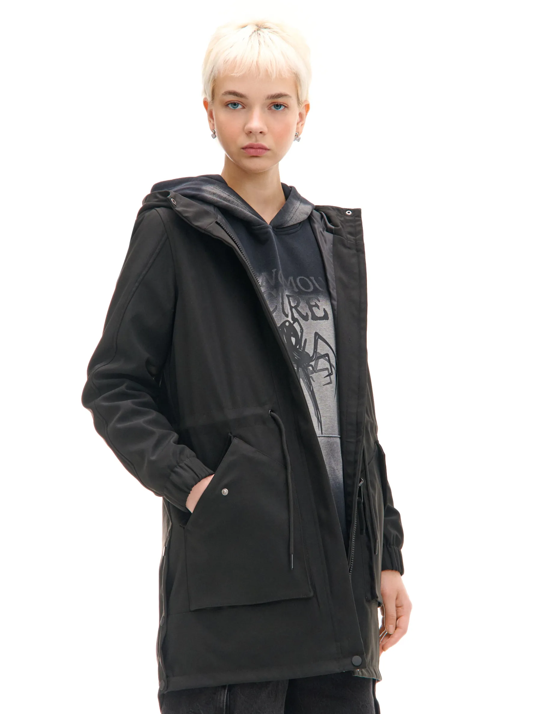 Cropp Kurtki, Płaszcze*Czarna parka z kapturem czarny