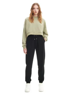 Cropp Spodnie*Czarne dresowe joggery czarny