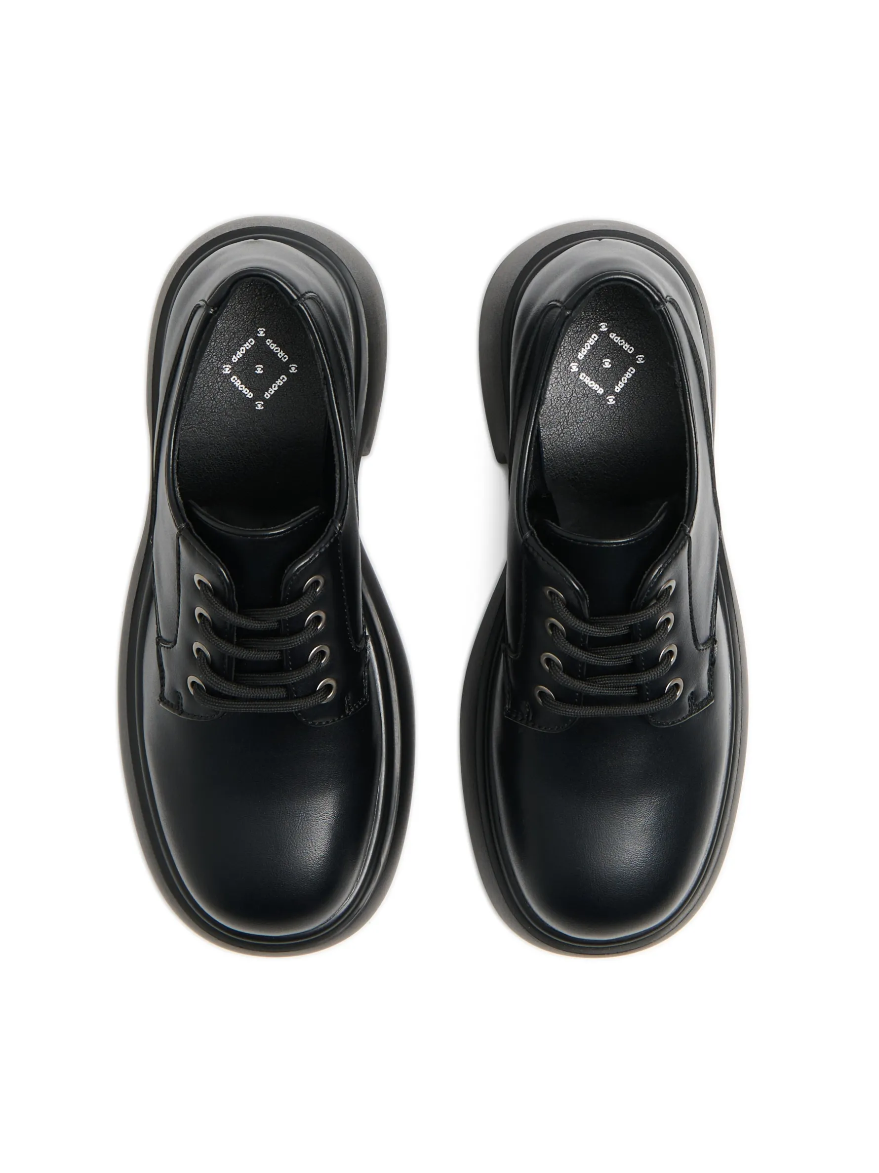 Cropp Półbuty*Czarne loafersy z imitacji skóry czarny