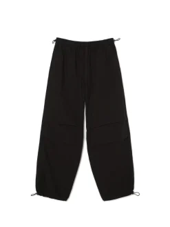 Cropp Spodnie*Czarne spodnie parachute czarny