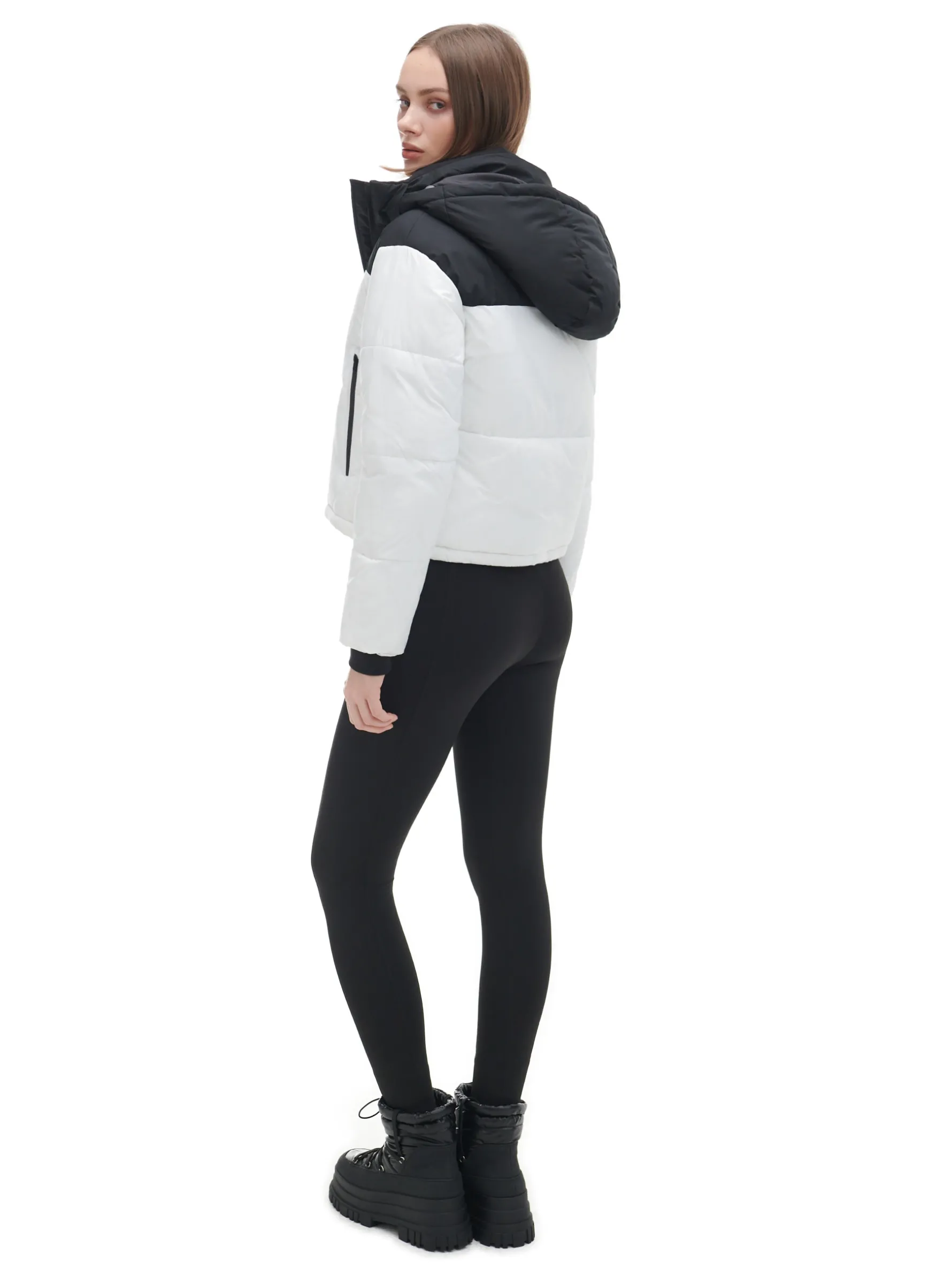 Cropp Kurtki, Płaszcze*Czarno-biała kurtka puffer z kapturem biały