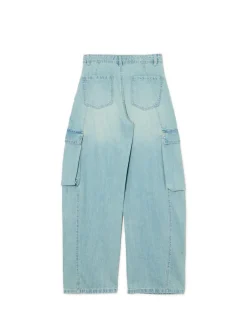 Cropp Jeansy*Jasne jeansy skater z efektem sprania błękitny