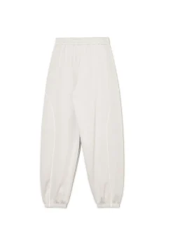 Cropp Spodnie*Jasnoszare dresowe joggery z naszywkami jasnyszary