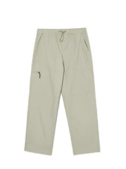 Cropp Spodnie*Joggery Baltic Games zielony