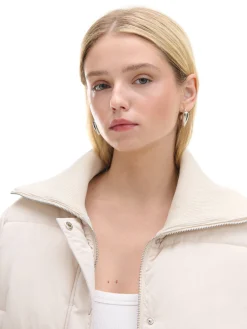 Cropp Kurtki, Płaszcze*Kremowa pikowana kurtka bomber kremowy