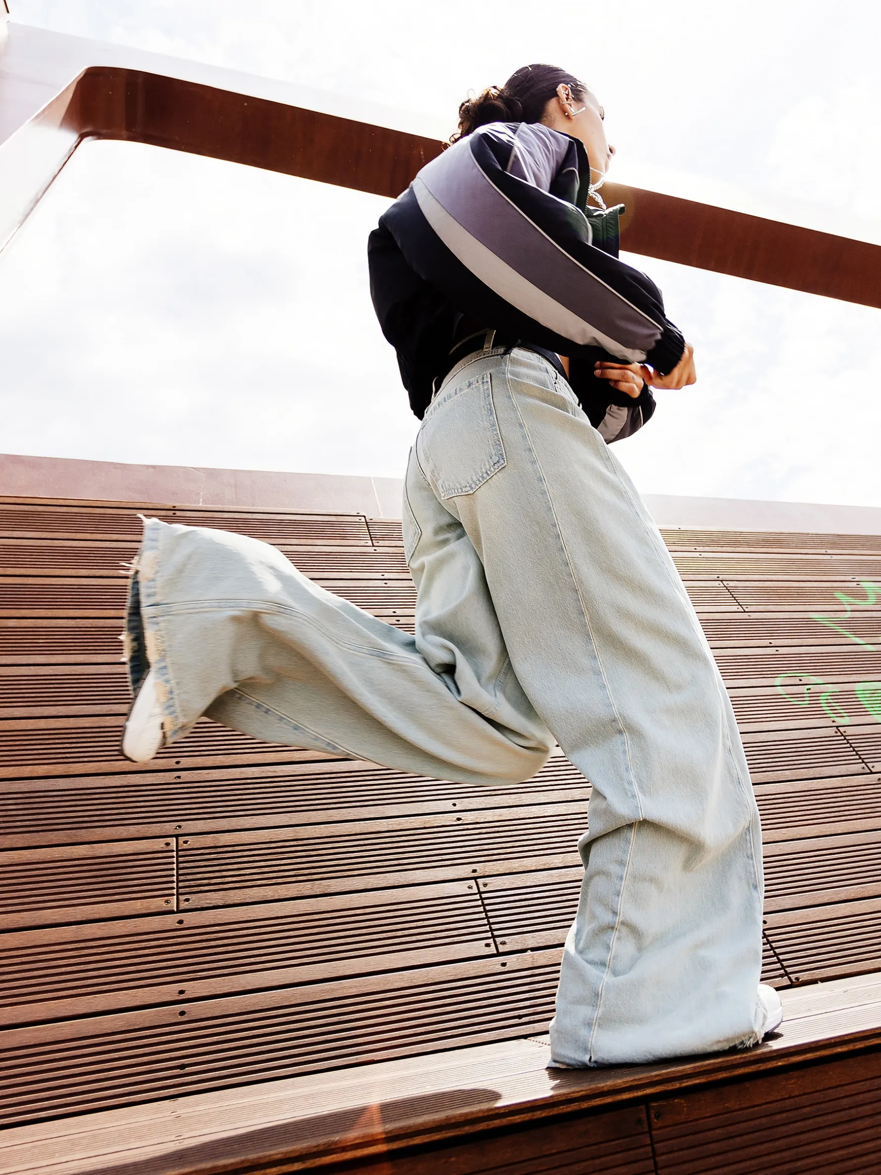 Cropp Sety*Krótka sportowa kurtka bomber czarny