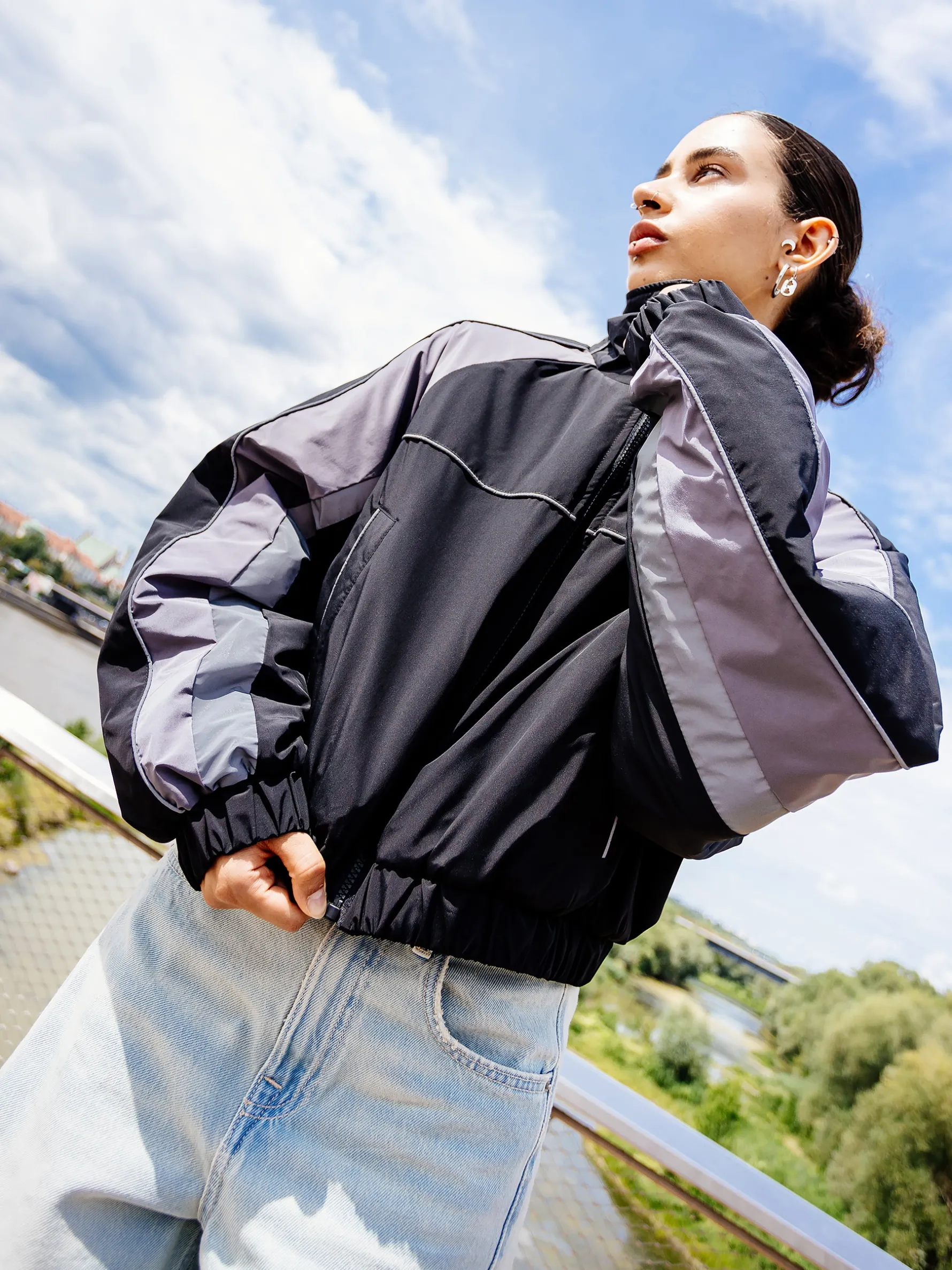 Cropp Sety*Krótka sportowa kurtka bomber czarny