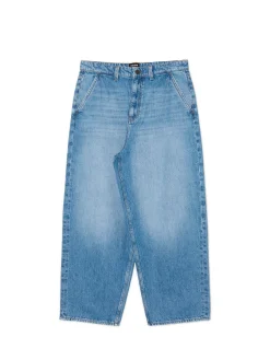 Cropp Jeansy*e jeansy skater z efektem sprania niebieski