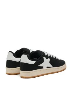 Cropp Sneakersy*Sportowe sneakersy z motywem gwiazdy czarny